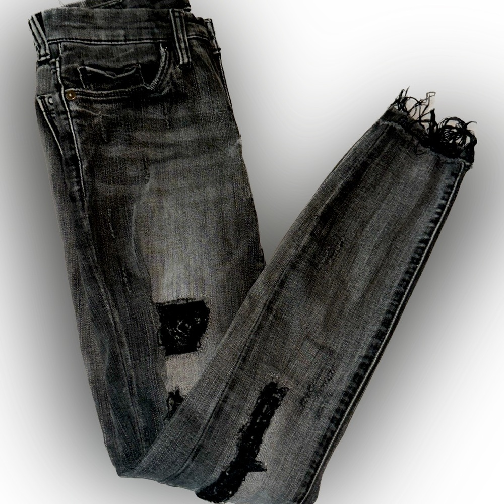 BLANK NYC Black Skinny Crop Distressed Denim